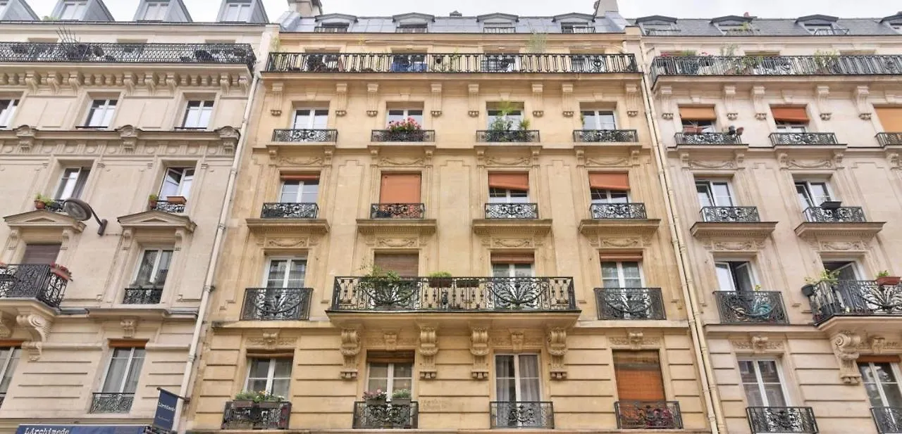 Comfortable Apartment In A Very Good Location Paris